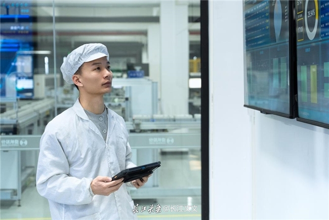 1739339738133399.jpg 17391552744199678e84e-47dc-4fd9-b936-7f6d7e65b2f3.jpg